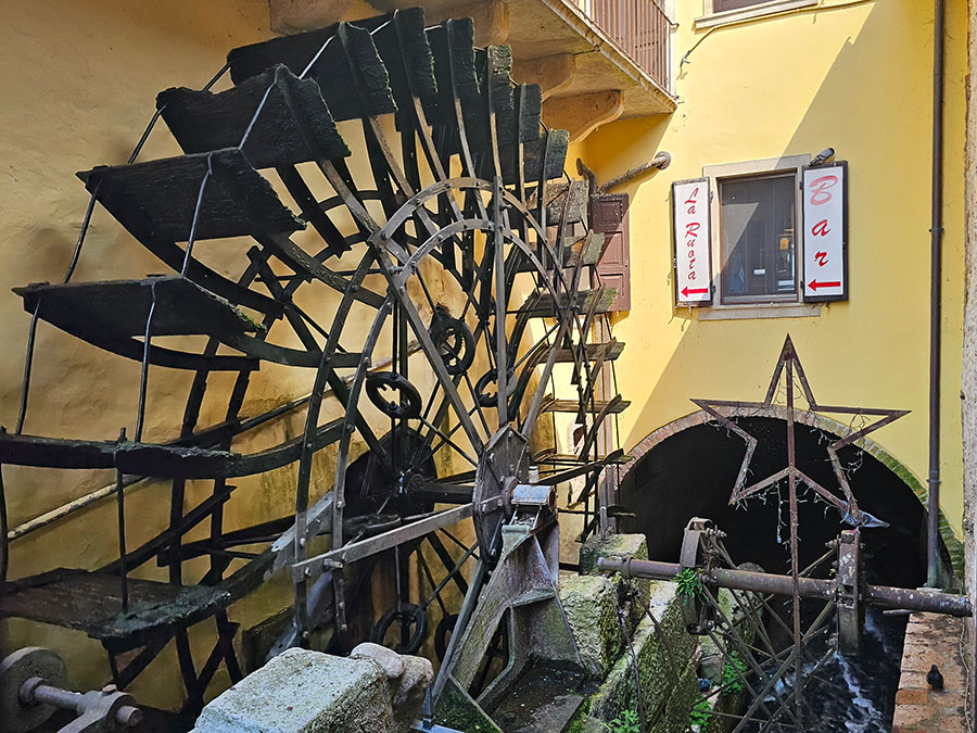 norditalien/borghetto_lokalfuehrer.wien