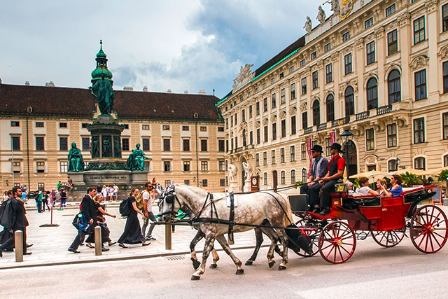 Wien Fiaker_lokalfuehrer.wien